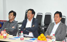 洛陽(yáng)市委副書(shū)記、市長(cháng)李柳身先生一行蒞臨洛陽(yáng)市青峰網(wǎng)絡(luò )科技有限公司