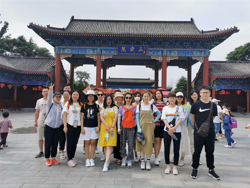 夏風(fēng)荷韻——青峰網(wǎng)絡(luò )生日會(huì )party！